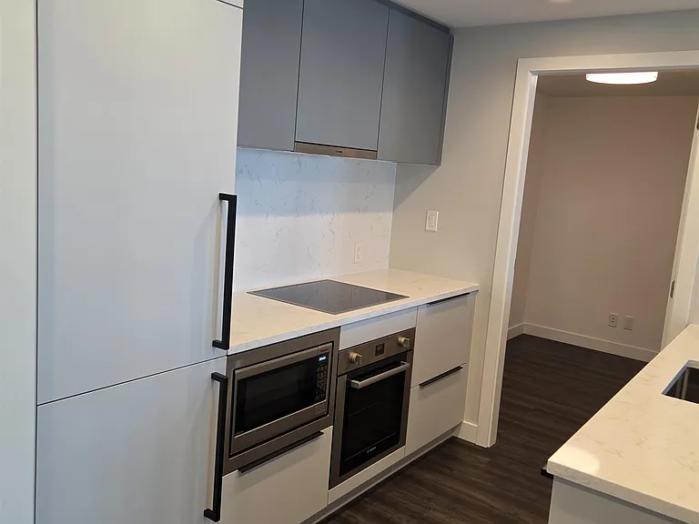 567 Emerson St #2410 — Photo 4