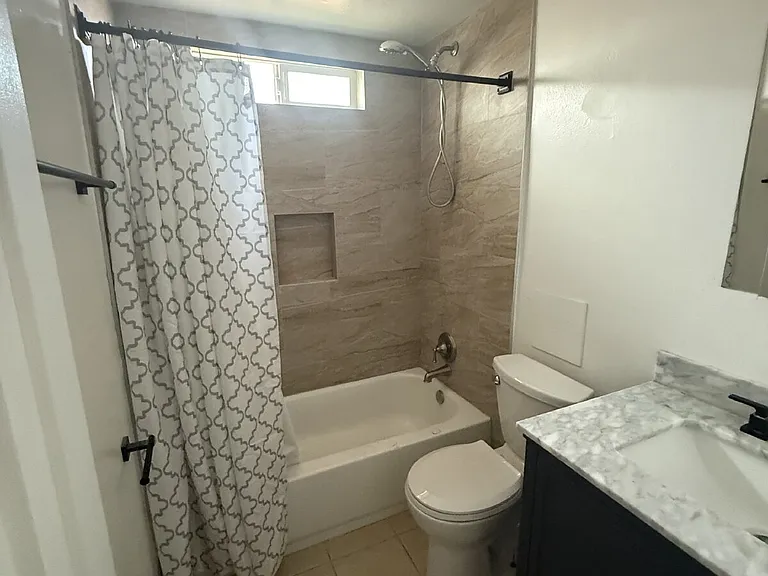 4607 Plaza Ln #D — Photo 9
