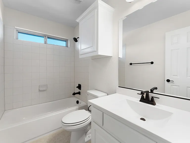 1209 Rogers Pkwy — Photo 30