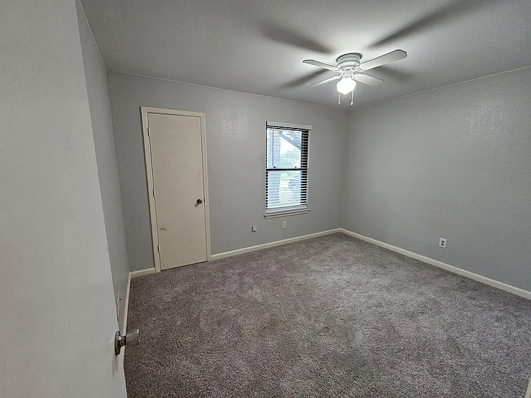 3607 Biscay Dr — Photo 8