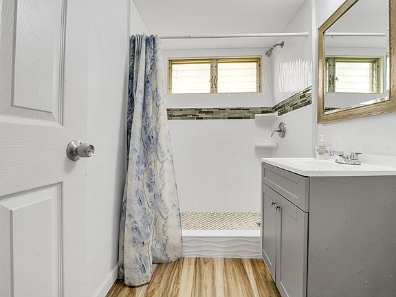 4th image of 851 Ala Lilikoi St #851/1-1