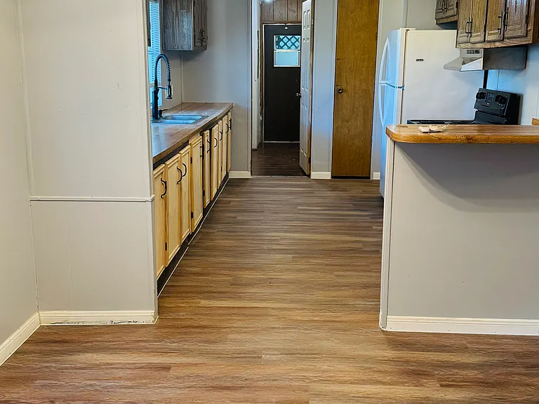 9100 Puritan Way — Photo 20