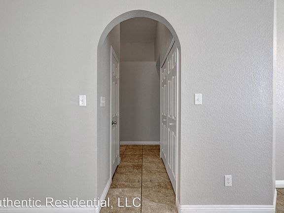 3rd image of 5724 Desert Sky Way
