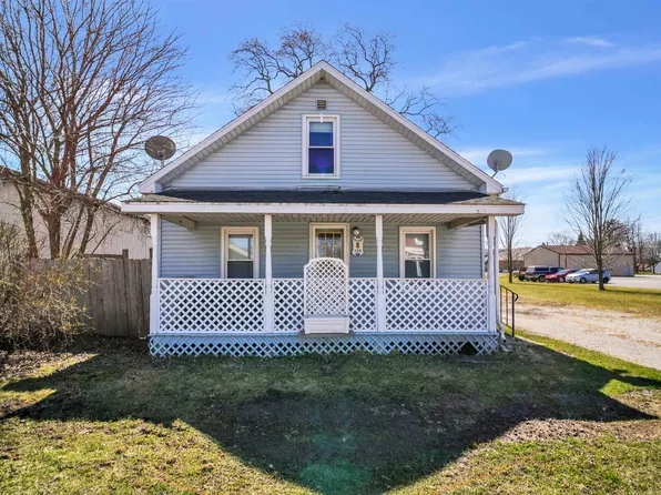 124 E Midland Rd, Auburn, MI 48611