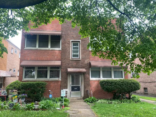 8227 Keating Ave #1B, Skokie, IL 60076