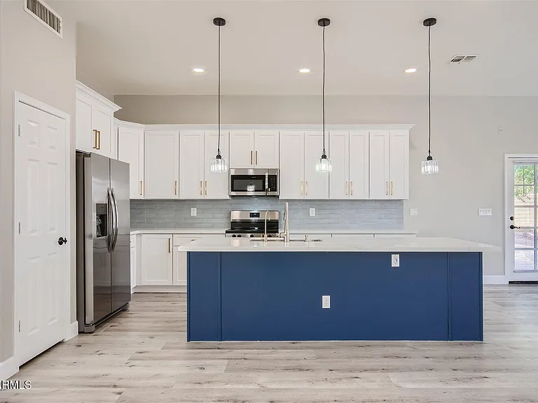 658 E Ranch Rd — Photo 9
