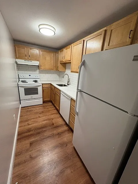 290A Berlin St #12