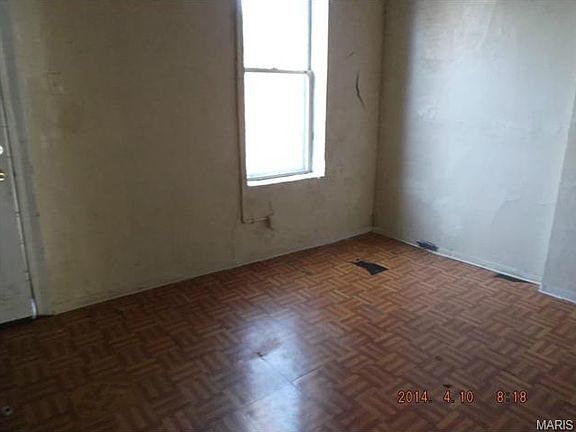 2nd image of 3503-3505 Iowa Ave
