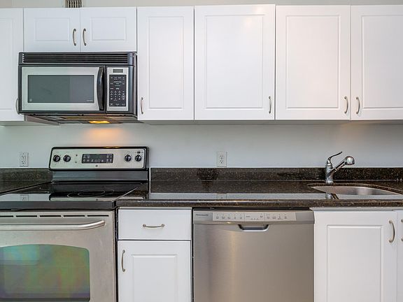 4th image of 401 69th St #1204A