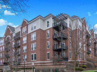 7753 Van Buren St UNIT 406, Forest Park, IL