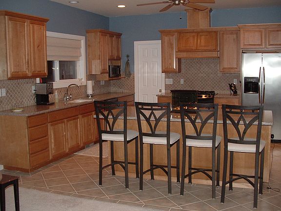 kitchen, lg pantry behind white door