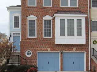 122 Great Laurel Sq SE, Leesburg, VA 20175