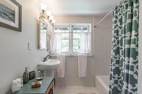 1304 Northview Ave NE #TOP FLOOR — Photo 6