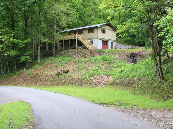 347 Knob Hill Estates Rd, Sylva, NC 28779