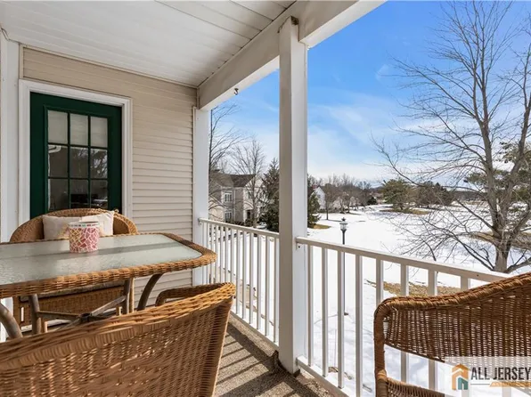 72 Winthrop Rd, Monroe Twp, NJ 08831