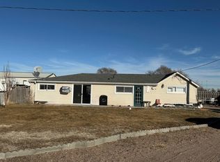 901 N Splinter Rd, North Platte, NE 69101