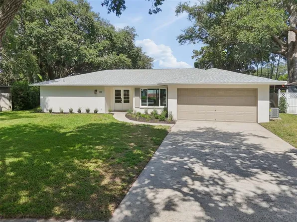 12805 Kimberly Oaks Cir, Largo, FL 33774