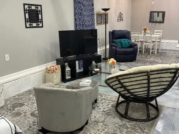 (undisclosed Address), Charlotte, NC 28277