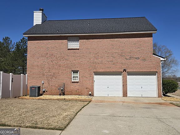 3rd image of 612 Pipkin Dr