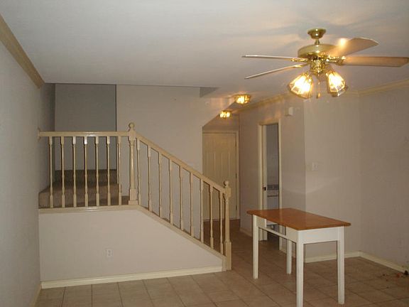3rd image of 4022 Wood River Dr #6