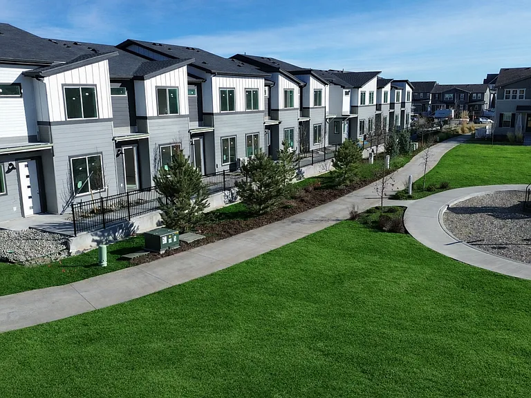 Alpine Crossing Townhomes — Photo 7