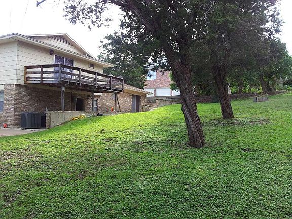 5th image of 9555 Brookhollow Dr