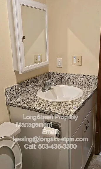 1250 SW E Ave #6 — Photo 12