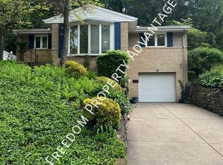 49 Iroquois Dr, Pittsburgh, PA