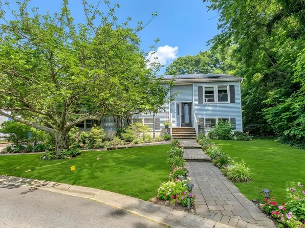 6 Abbey Rd, Somers Point, NJ 08244