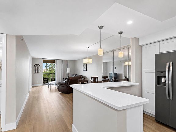 3rd image of 3150 W Rolling Hills Circle #709
