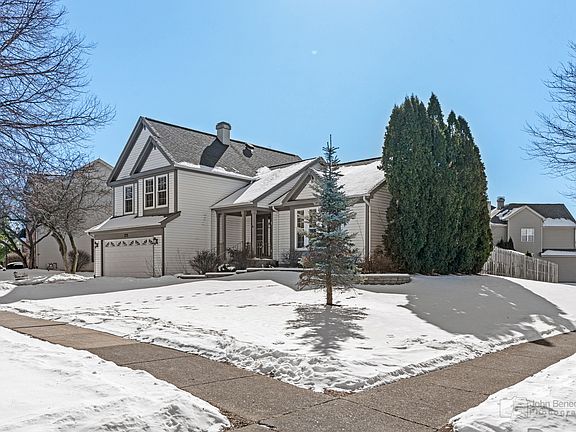 2nd image of 375 Wildberry Ln