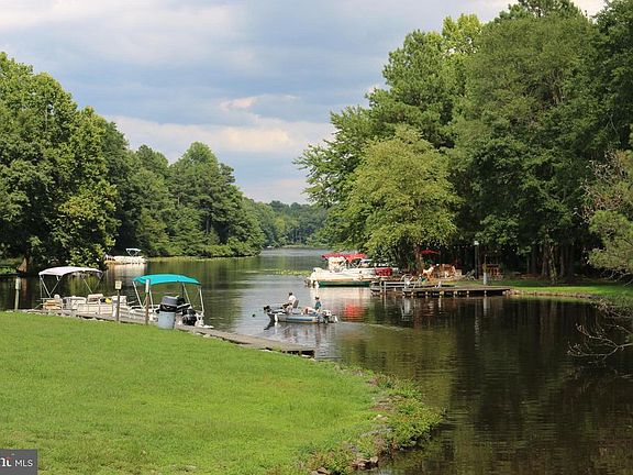 Nearby Lake access