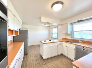 12815 NE Fremont St, Portland, OR 97230