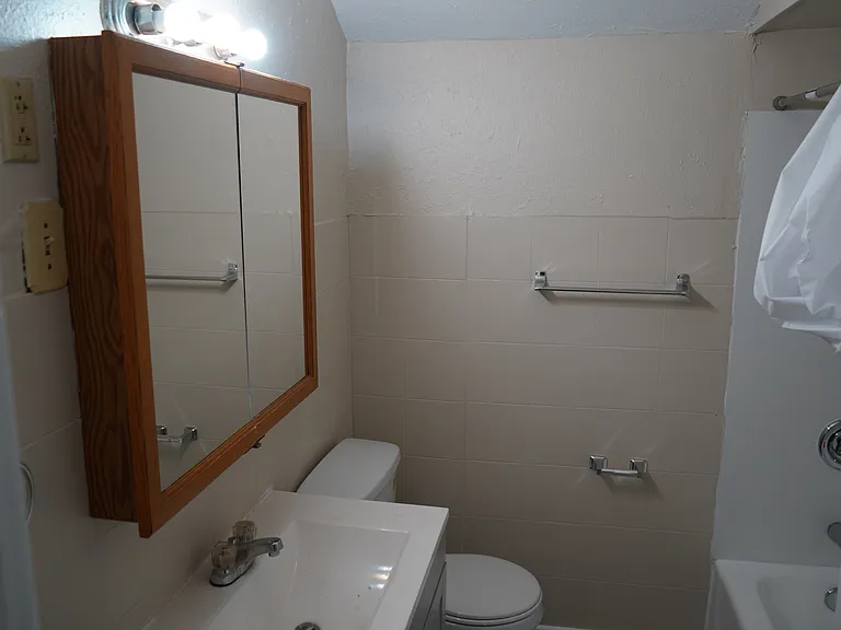 3405 Tate Ave — Photo 2