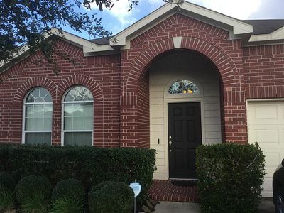 8706 E Highlands Xing, Highlands, TX, 77562