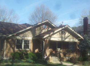7220 Summit St, Kansas City, MO 64114