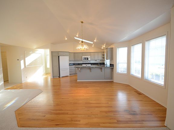 4th image of 2228 Egret Ct