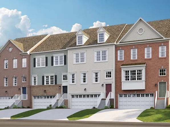 Easton Front Load Garage Plan, The Fairways at Woodholme