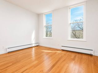 1631 Summerfield St #3R, Ridgewood, NY 11385