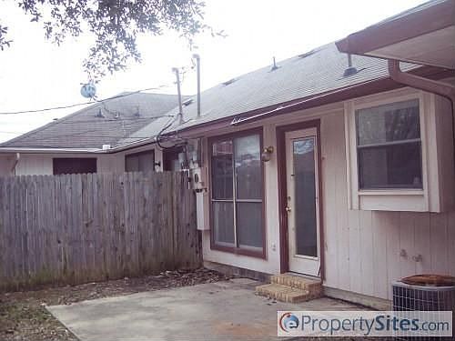 2nd image of 721 Lemons St