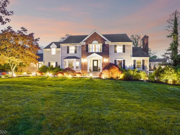 22 Hall Rd, Chatham Twp., NJ 07928