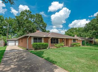 5810 Wigton Dr, Houston, TX 77096