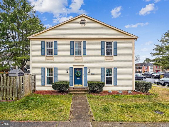3rd image of 3182 Arrowhead Ct