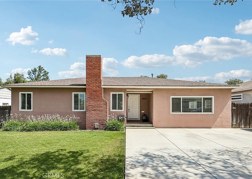 1st image of 4593 Gardena Dr