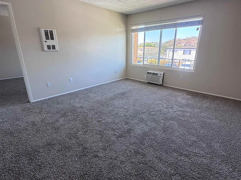 3240 Olive St — Photo 27