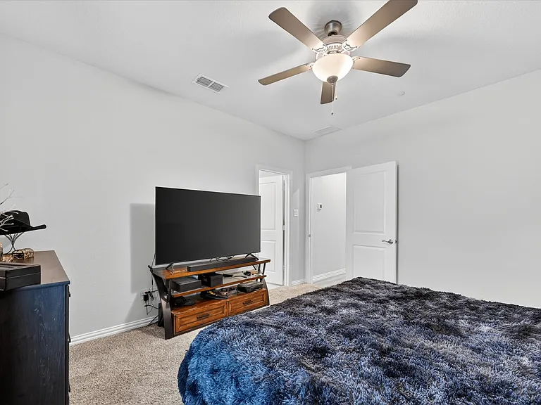 120 Monarch Way — Photo 15