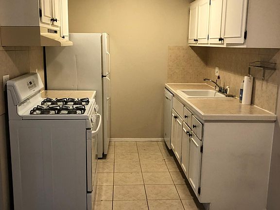2nd image of 38272 Fairway Ct APT 121