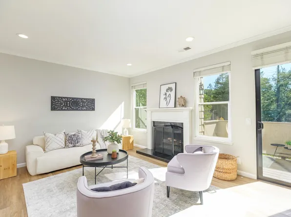 27 Mariposa Lane, Novato, CA 94947