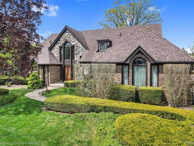 1032 Elmsmere Dr, Northville, MI, 48167
