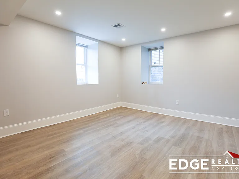 100 Brooks St #1A — Photo 11